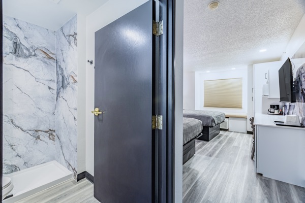Two queen room bathroom entrance